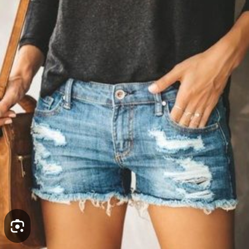VICI Women's Destroyed Distressed Denim Jean Shorts 24